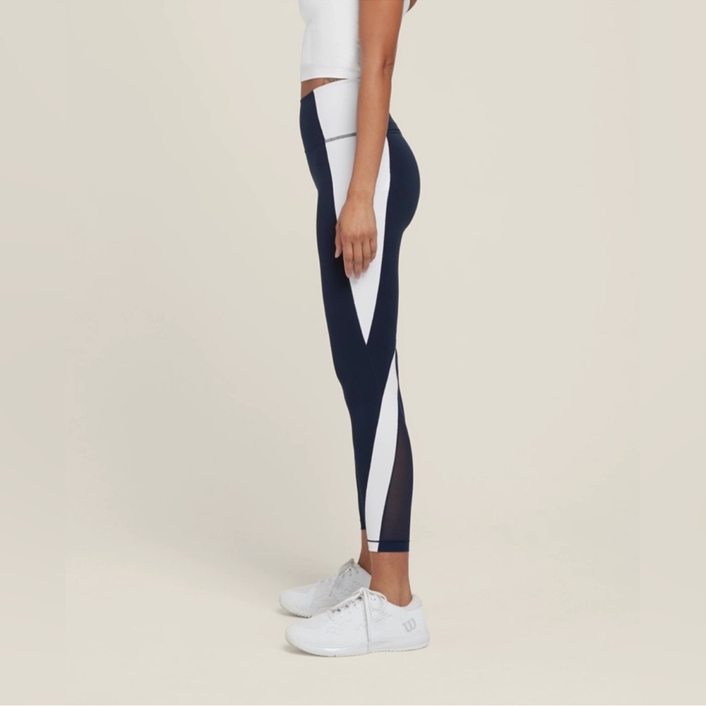 WILSON Sporting Goods: Legacy Tight
